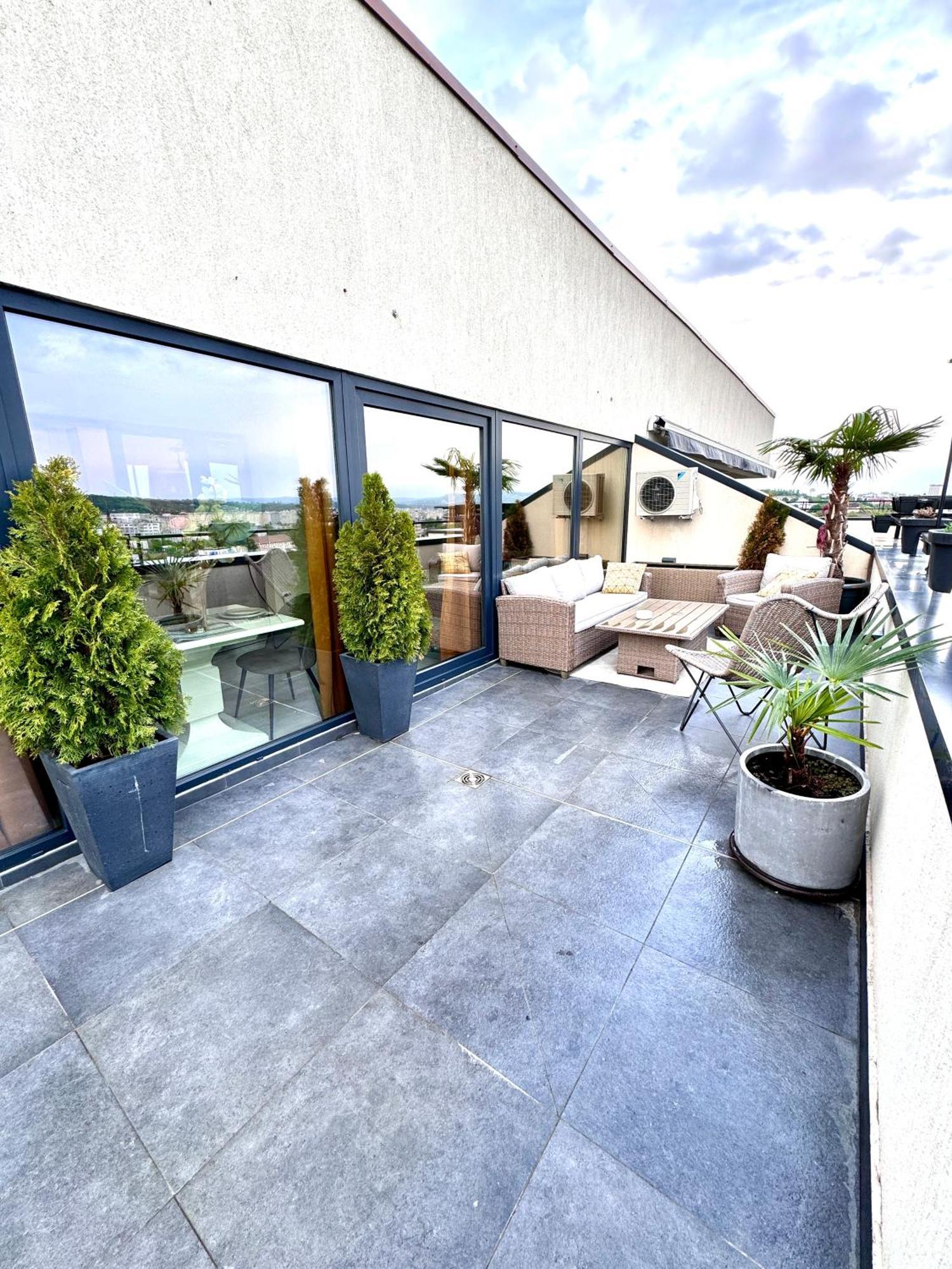 Penthouse Exclusive View , Iasi Apartment Luaran gambar