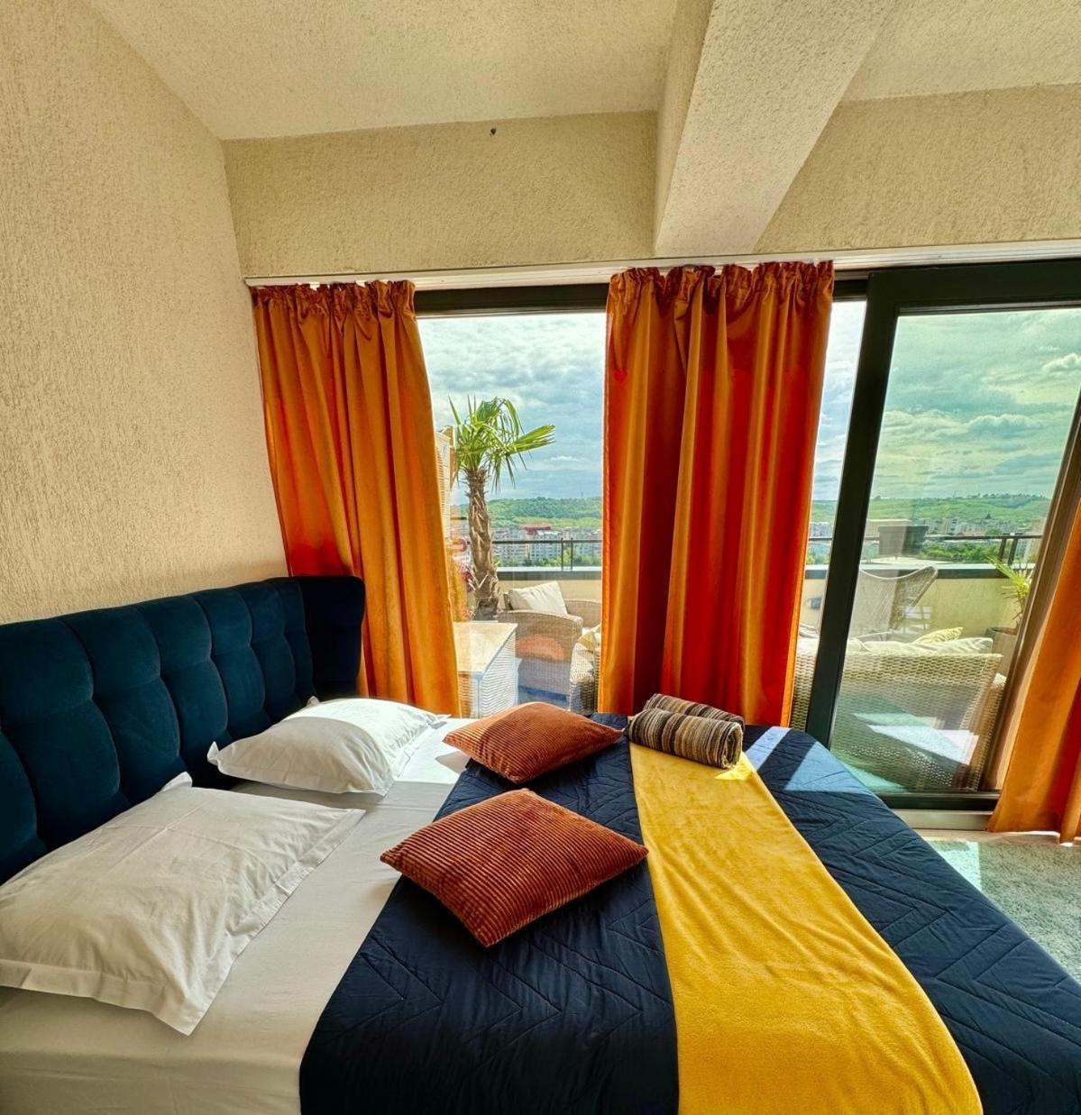 Penthouse Exclusive View , Iasi Apartment Luaran gambar
